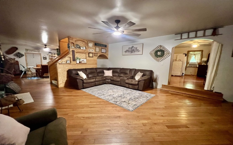 10915 Old Elkins Road, Ellamore, West Virginia 26267, 4 Bedroom Bedrooms, 11 Room Rooms,2 BathroomBathrooms,Single Family Detached,For Sale,Old Elkins,0,10166679