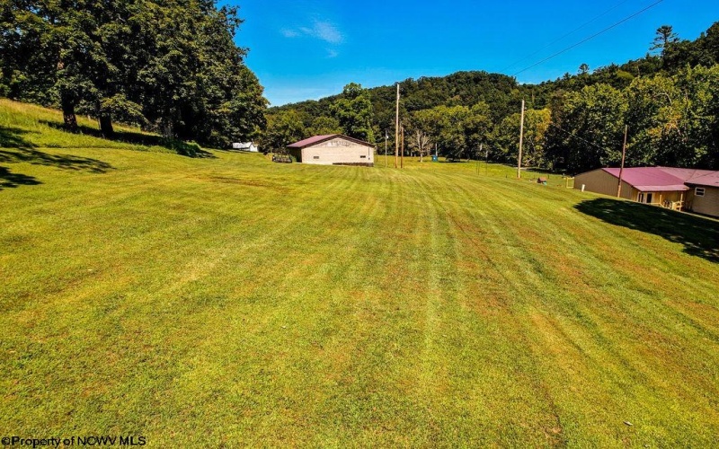 650 Sam Cavins Road, West Union, West Virginia 26456, 3 Bedroom Bedrooms, 8 Room Rooms,3 BathroomBathrooms,Single Family Detached,For Sale,Sam Cavins,0,10166673