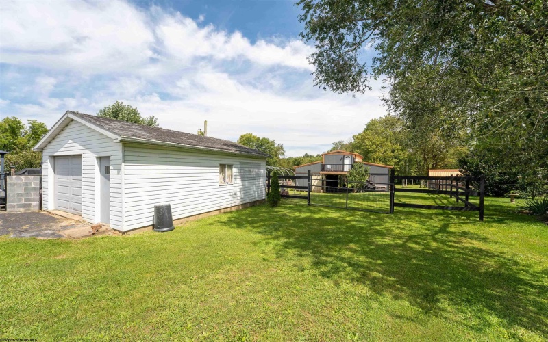 1752 Eighty Eight Road, Greensboro, Pennsylvania 15338, 2 Bedroom Bedrooms, 6 Room Rooms,2 BathroomBathrooms,Single Family Detached,For Sale,Eighty Eight,0,10166672