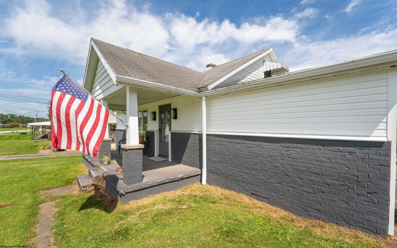1752 Eighty Eight Road, Greensboro, Pennsylvania 15338, 2 Bedroom Bedrooms, 6 Room Rooms,2 BathroomBathrooms,Single Family Detached,For Sale,Eighty Eight,0,10166672