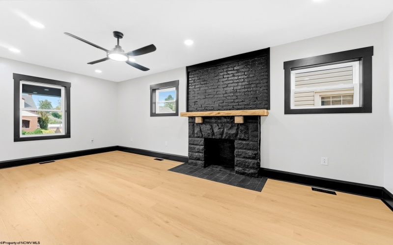 344 Watts Street, Morgantown, West Virginia 26501, 3 Bedroom Bedrooms, 5 Room Rooms,2 BathroomBathrooms,Single Family Detached,For Sale,Watts,0,10166682