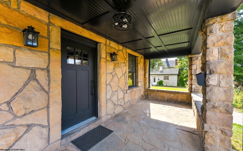 344 Watts Street, Morgantown, West Virginia 26501, 3 Bedroom Bedrooms, 5 Room Rooms,2 BathroomBathrooms,Single Family Detached,For Sale,Watts,0,10166682
