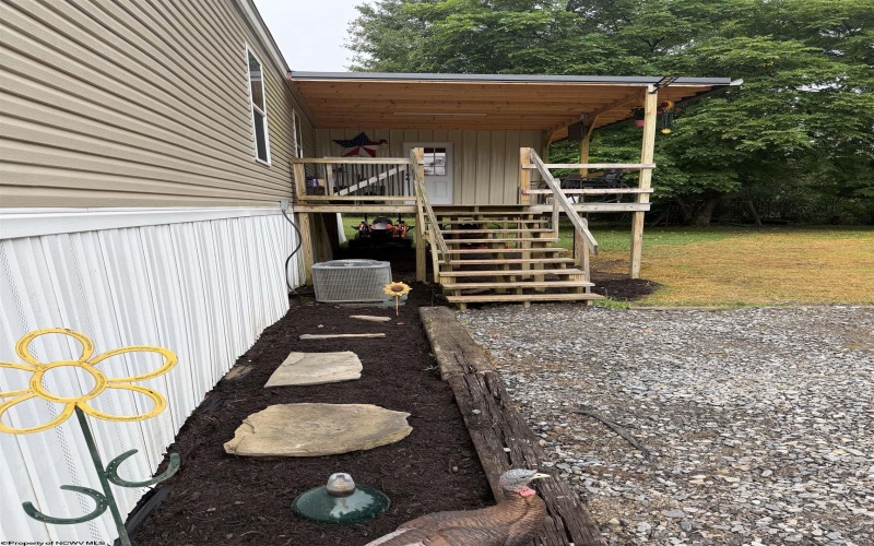 313 Pheasant Mountain Road, Kerens, West Virginia 26276, 3 Bedroom Bedrooms, 7 Room Rooms,2 BathroomBathrooms,Single Family Detached,For Sale,Pheasant Mountain,0,10166688