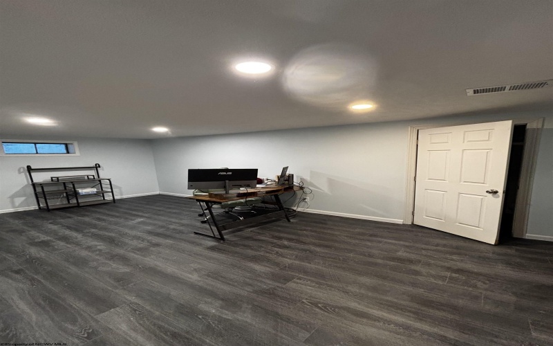 104 Cardinal Place, Fairmont, West Virginia 26554, 3 Bedroom Bedrooms, 5 Room Rooms,1 BathroomBathrooms,Single Family Detached,For Sale,Cardinal,0,10166687 104 Cardinal Place, Fairmont, West Virginia 26554, 3 Bedroom Bedrooms, 5 Room Rooms,1 BathroomBathrooms,Single Family Detached,For Sale,Cardinal,0,10166687