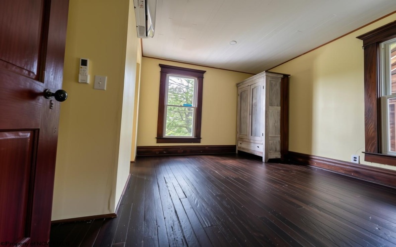 604 High Street, Terra Alta, West Virginia 26764, 4 Bedroom Bedrooms, 10 Room Rooms,1 BathroomBathrooms,Single Family Detached,For Sale,High,0,10166691