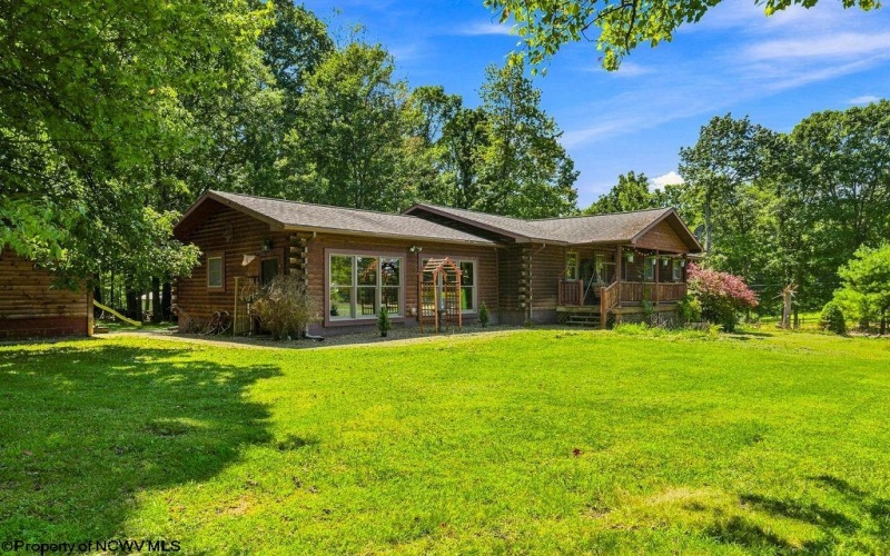 61 Wagner Lane, Kingwood, West Virginia 26537, 3 Bedroom Bedrooms, 7 Room Rooms,2 BathroomBathrooms,Single Family Detached,For Sale,Wagner,0,10166692