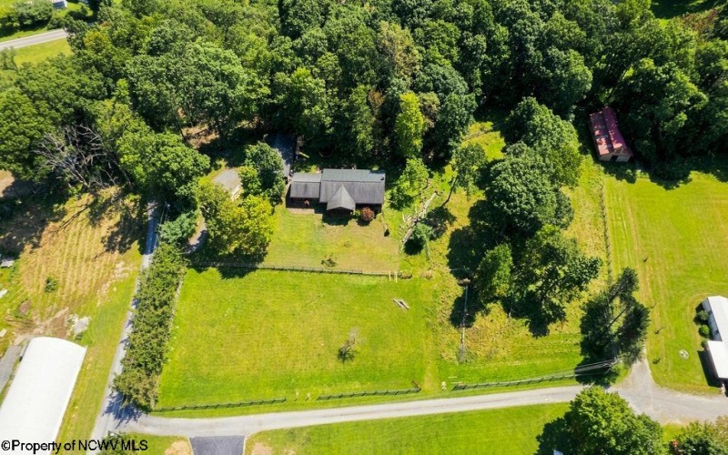 61 Wagner Lane, Kingwood, West Virginia 26537, 3 Bedroom Bedrooms, 7 Room Rooms,2 BathroomBathrooms,Single Family Detached,For Sale,Wagner,0,10166692