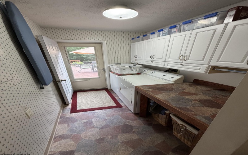 99 Artist Lane, Coalton, West Virginia 26257, 2 Bedroom Bedrooms, 8 Room Rooms,1 BathroomBathrooms,Single Family Detached,For Sale,Artist,0,10166703