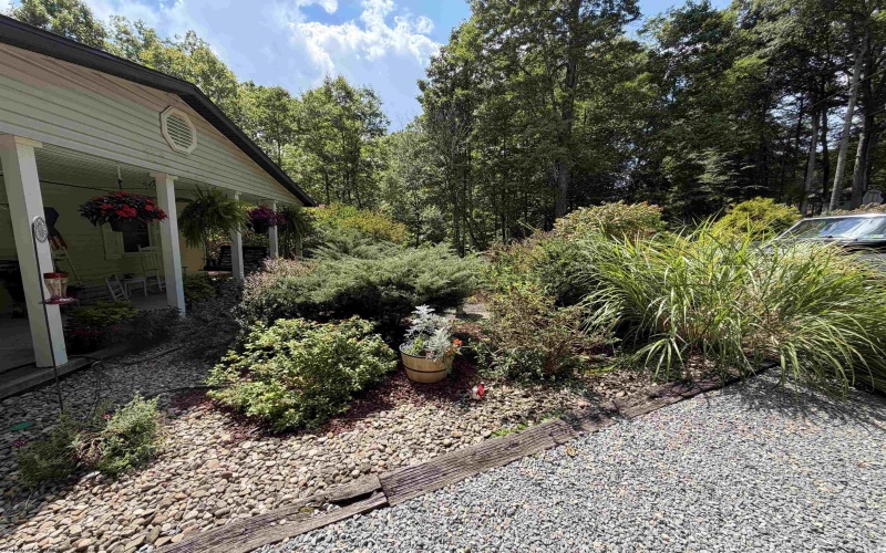 99 Artist Lane, Coalton, West Virginia 26257, 2 Bedroom Bedrooms, 8 Room Rooms,1 BathroomBathrooms,Single Family Detached,For Sale,Artist,0,10166703