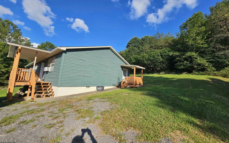 2081 Plum Run Road, Mannington, West Virginia 26582, 3 Bedroom Bedrooms, 5 Room Rooms,1 BathroomBathrooms,Single Family Detached,For Sale,Plum Run,0,10166708