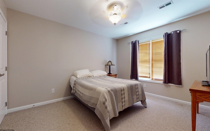 400 Olympic Lane, Fairmont, West Virginia 26554-0000, 3 Bedroom Bedrooms, 8 Room Rooms,2 BathroomBathrooms,Single Family Attached,For Sale,Olympic,0,10166709