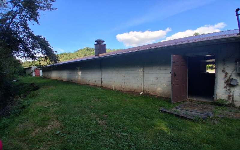 2671 Clarksburg Road, Buckhannon, West Virginia 26201, 0 , 0 ,0,Commercial (for Sale),For Sale,Clarksburg,0,10166706