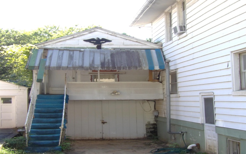 869 Terrace Avenue, Weston, West Virginia 26452-0000, 3 Bedroom Bedrooms, 6 Room Rooms,1 BathroomBathrooms,Single Family Detached,For Sale,Terrace,0,10166713