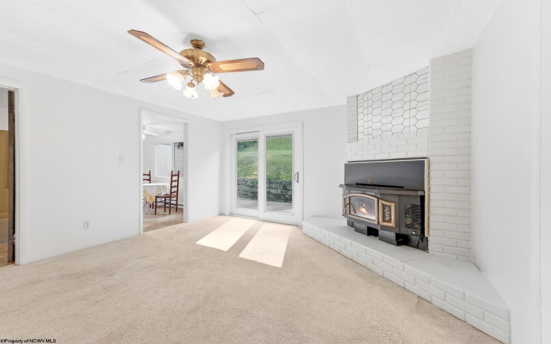 971 Jim Kennedy Road, Fairmont, West Virginia 26554, 2 Bedroom Bedrooms, 6 Room Rooms,1 BathroomBathrooms,Single Family Detached,For Sale,Jim Kennedy,0,10166711