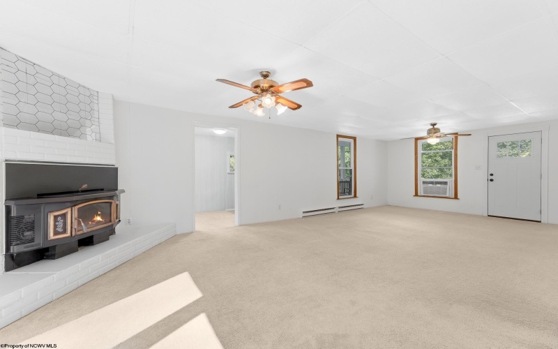 971 Jim Kennedy Road, Fairmont, West Virginia 26554, 2 Bedroom Bedrooms, 6 Room Rooms,1 BathroomBathrooms,Single Family Detached,For Sale,Jim Kennedy,0,10166711
