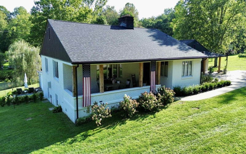 6833 Good Hope Pike, Lost Creek, West Virginia 26385, 3 Bedroom Bedrooms, 10 Room Rooms,2 BathroomBathrooms,Single Family Detached,For Sale,Good Hope,0,10166712