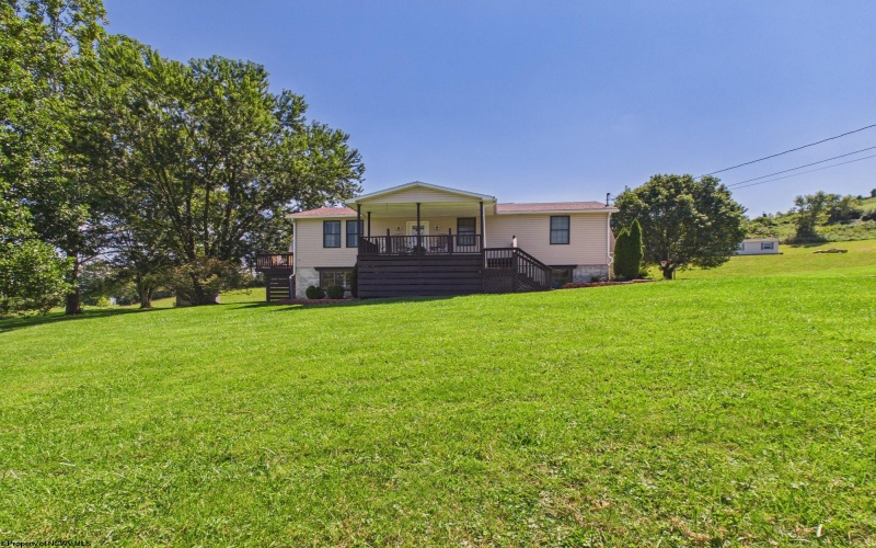 107 Duck Creek Road, Lost Creek, West Virginia 26385, 3 Bedroom Bedrooms, 8 Room Rooms,1 BathroomBathrooms,Single Family Detached,For Sale,Duck Creek,0,10166714