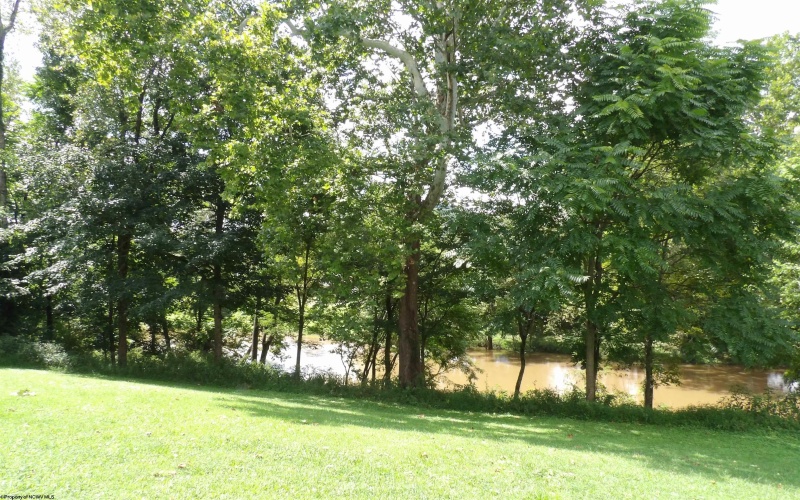 85 Forinash Road, Weston, West Virginia 26452-0000, 3 Bedroom Bedrooms, 6 Room Rooms,2 BathroomBathrooms,Single Family Detached,For Sale,Forinash,0,10166720
