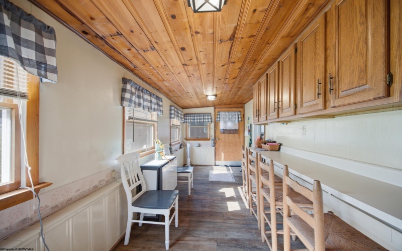 1072 Maple Lake Road, Bridgeport, West Virginia 26330, 3 Bedroom Bedrooms, 10 Room Rooms,2 BathroomBathrooms,Single Family Detached,For Sale,Maple Lake,0,10166719