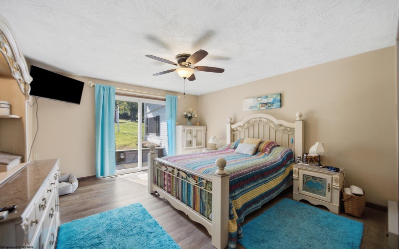 1072 Maple Lake Road, Bridgeport, West Virginia 26330, 3 Bedroom Bedrooms, 10 Room Rooms,2 BathroomBathrooms,Single Family Detached,For Sale,Maple Lake,0,10166719