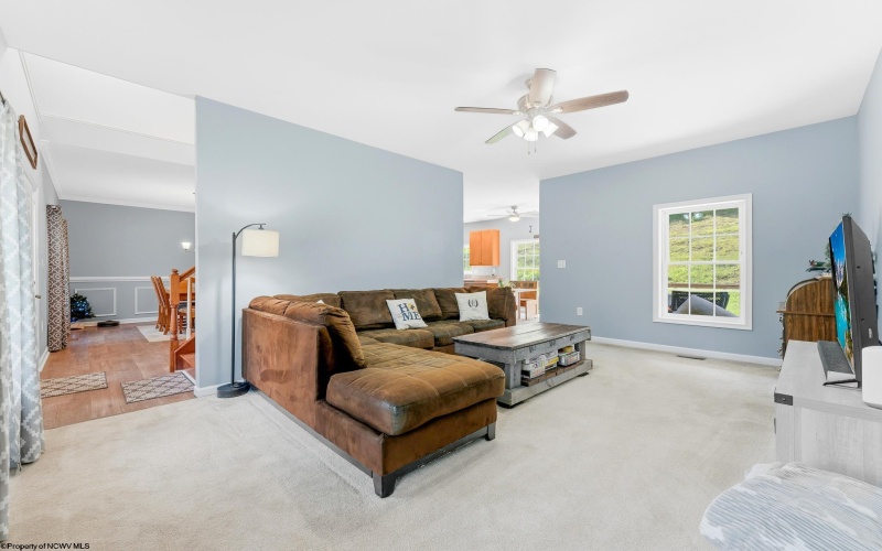 515 Tappan Zee Lane, Morgantown, West Virginia 26508, 4 Bedroom Bedrooms, 8 Room Rooms,2 BathroomBathrooms,Single Family Detached,For Sale,Tappan Zee,0,10166722