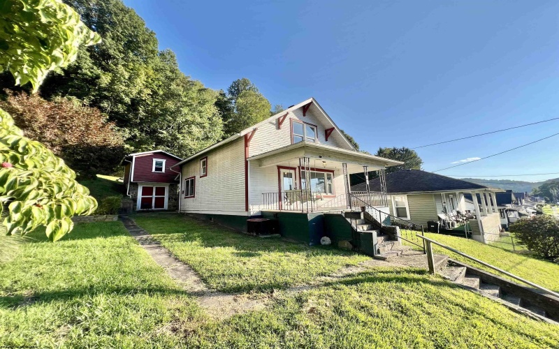 684 Locust Avenue, Weston, West Virginia 26452, 2 Bedroom Bedrooms, 5 Room Rooms,1 BathroomBathrooms,Single Family Detached,For Sale,Locust,0,10166724