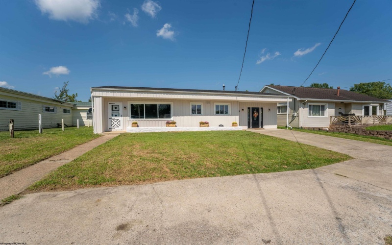 115 Ullom Street, Fairmont, West Virginia 26554, 2 Bedroom Bedrooms, 7 Room Rooms,1 BathroomBathrooms,Single Family Detached,For Sale,Ullom,0,10166715