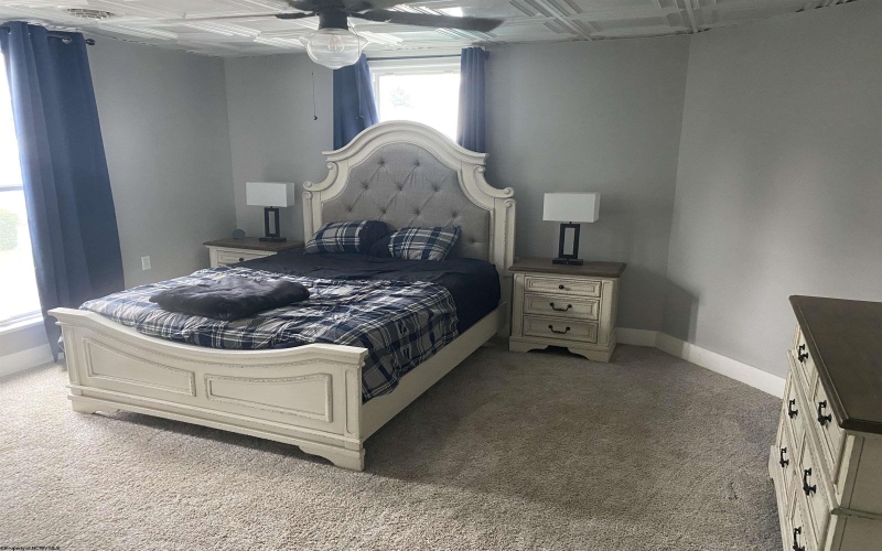 708 Mulberry Avenue, Clarksburg, West Virginia 26301, 5 Bedroom Bedrooms, 10 Room Rooms,2 BathroomBathrooms,Single Family Detached,For Sale,Mulberry,0,10166726