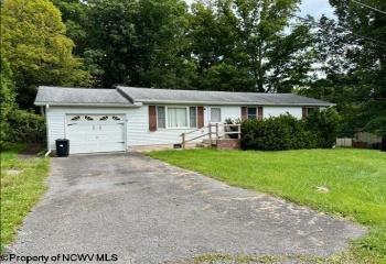 28 Grove Avenue, Reedsville, West Virginia 26547, 2 Bedroom Bedrooms, 7 Room Rooms,1 BathroomBathrooms,Single Family Detached,For Sale,Grove,0,10166730