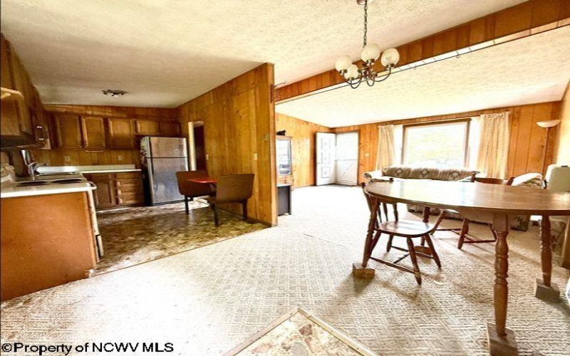 28 Grove Avenue, Reedsville, West Virginia 26547, 2 Bedroom Bedrooms, 7 Room Rooms,1 BathroomBathrooms,Single Family Detached,For Sale,Grove,0,10166730