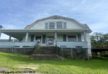 601 PEARL Street, Bluefield, West Virginia 24701, 3 Bedroom Bedrooms, 6 Room Rooms,1 BathroomBathrooms,Single Family Detached,For Sale,PEARL,0,10166734
