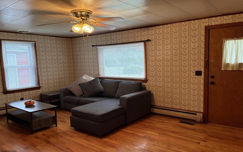 106 A High Street, Kingwood, West Virginia 26537, 2 Bedroom Bedrooms, 9 Room Rooms,1 BathroomBathrooms,Single Family Detached,For Sale,High,0,10166732