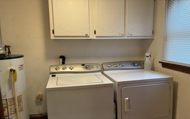 106 A High Street, Kingwood, West Virginia 26537, 2 Bedroom Bedrooms, 9 Room Rooms,1 BathroomBathrooms,Single Family Detached,For Sale,High,0,10166732