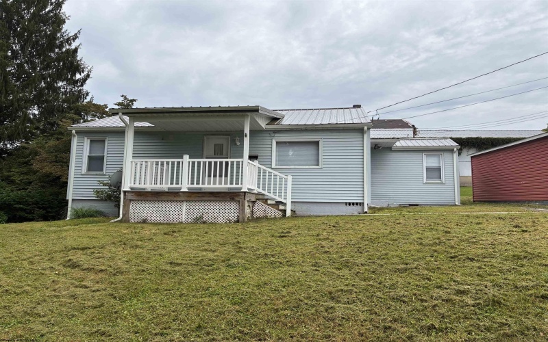 106 A High Street, Kingwood, West Virginia 26537, 2 Bedroom Bedrooms, 9 Room Rooms,1 BathroomBathrooms,Single Family Detached,For Sale,High,0,10166732