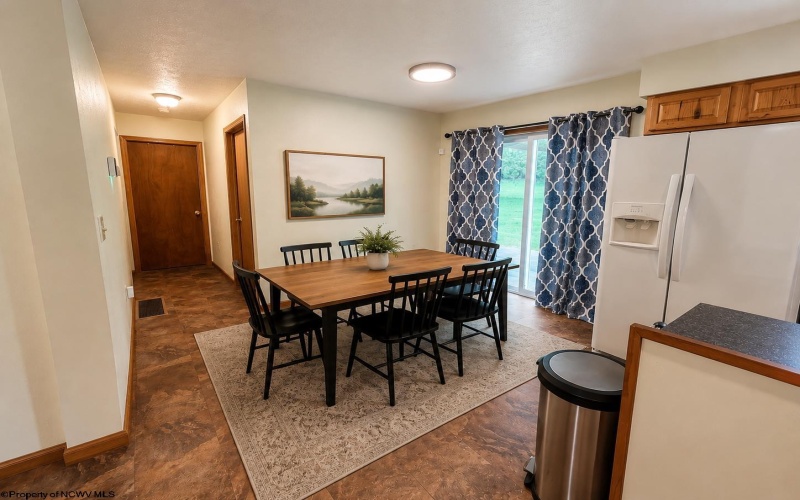 79 Fairfax Drive, Bridgeport, West Virginia 26330, 3 Bedroom Bedrooms, 6 Room Rooms,1 BathroomBathrooms,Single Family Detached,For Sale,Fairfax,0,10166733