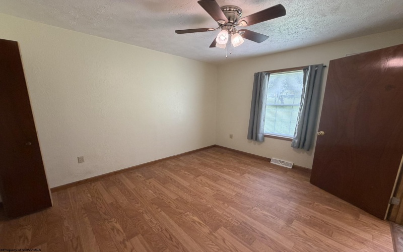 79 Fairfax Drive, Bridgeport, West Virginia 26330, 3 Bedroom Bedrooms, 6 Room Rooms,1 BathroomBathrooms,Single Family Detached,For Sale,Fairfax,0,10166733