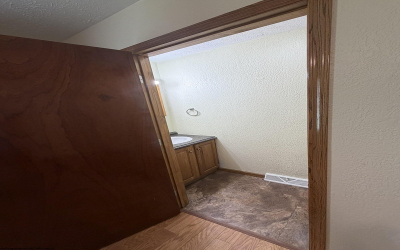 79 Fairfax Drive, Bridgeport, West Virginia 26330, 3 Bedroom Bedrooms, 6 Room Rooms,1 BathroomBathrooms,Single Family Detached,For Sale,Fairfax,0,10166733