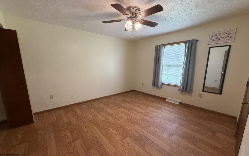 79 Fairfax Drive, Bridgeport, West Virginia 26330, 3 Bedroom Bedrooms, 6 Room Rooms,1 BathroomBathrooms,Single Family Detached,For Sale,Fairfax,0,10166733