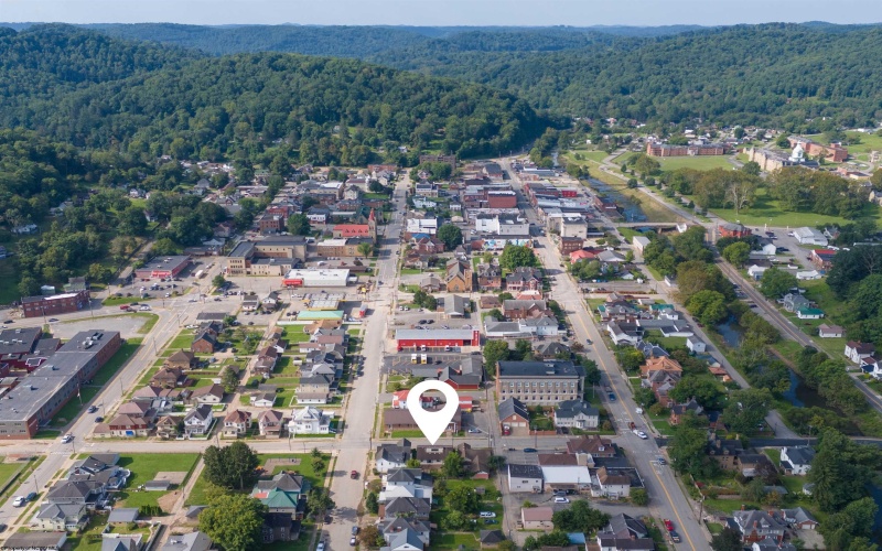121 4th Street, Weston, West Virginia 26452, 3 Bedroom Bedrooms, 7 Room Rooms,2 BathroomBathrooms,Single Family Detached,For Sale,4th,0,10166731