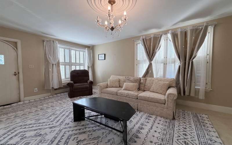 2008 Williams Avenue, Clarksburg, West Virginia 26301, 3 Bedroom Bedrooms, 6 Room Rooms,2 BathroomBathrooms,Single Family Detached,For Sale,Williams,0,10166736