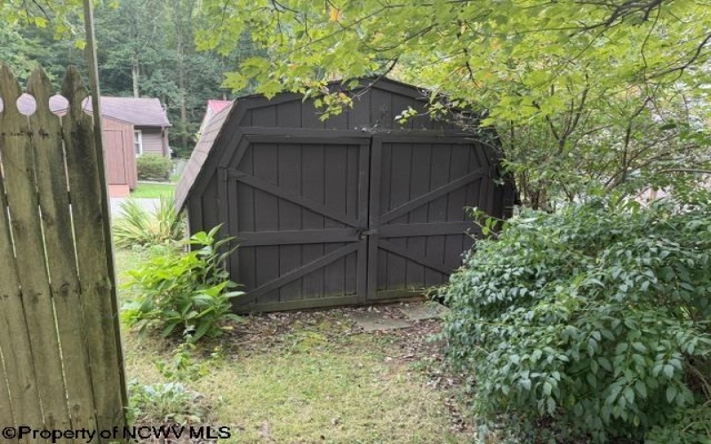 952 Main Street, Philippi, West Virginia 26416, 2 Bedroom Bedrooms, 7 Room Rooms,2 BathroomBathrooms,Single Family Detached,For Sale,Main,0,10166750