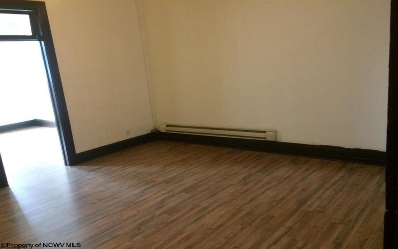 128 Main Avenue, Weston, West Virginia 26452, 0 , 0 ,0,Commercial (for Sale),For Sale,Main,0,10166747