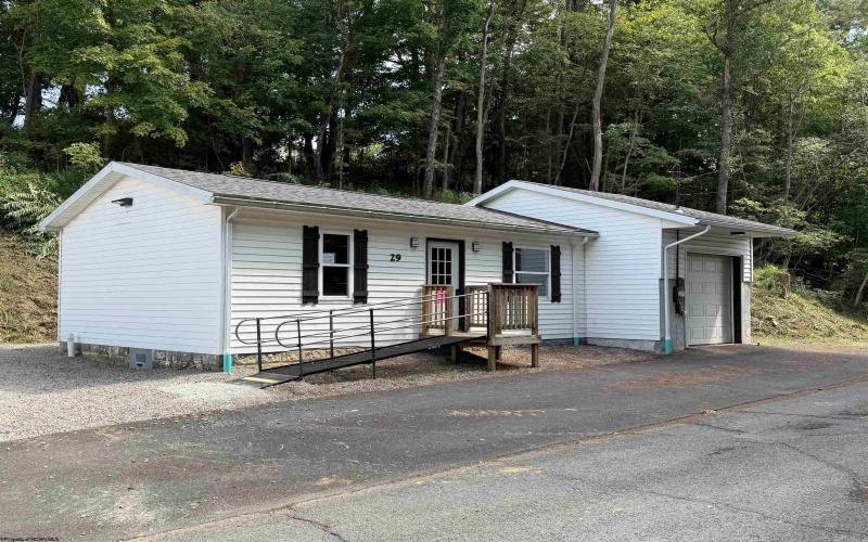 29 Ruby Drive, White Hall, West Virginia 26554, 0 , 0 ,0,Commercial (lease),For Rent,Ruby,0,10166746