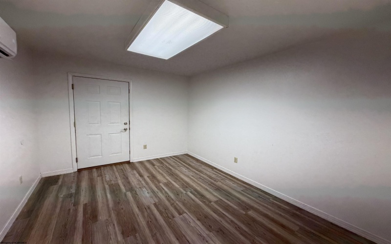 29 Ruby Drive, White Hall, West Virginia 26554, 0 , 0 ,0,Commercial (lease),For Rent,Ruby,0,10166746