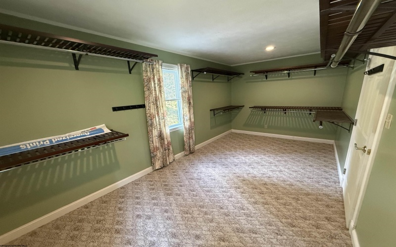 23 Overlook Drive, Mount Clare, West Virginia 26408, 5 Bedroom Bedrooms, 10 Room Rooms,3 BathroomBathrooms,Single Family Detached,For Sale,Overlook,0,10166749