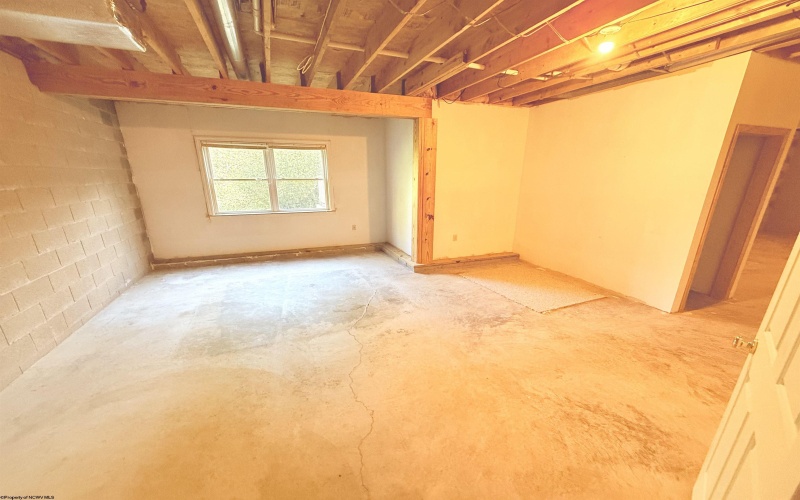 23 Overlook Drive, Mount Clare, West Virginia 26408, 5 Bedroom Bedrooms, 10 Room Rooms,3 BathroomBathrooms,Single Family Detached,For Sale,Overlook,0,10166749