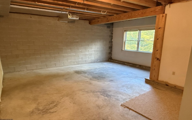 23 Overlook Drive, Mount Clare, West Virginia 26408, 5 Bedroom Bedrooms, 10 Room Rooms,3 BathroomBathrooms,Single Family Detached,For Sale,Overlook,0,10166749
