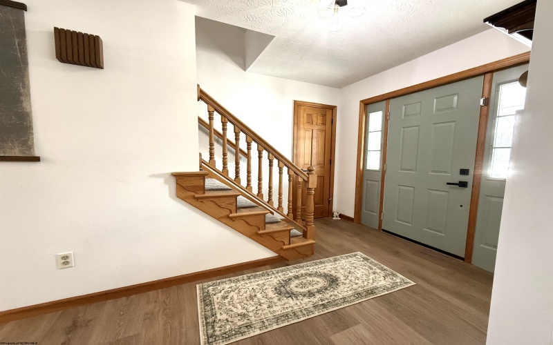 280 Deerfield Circle, Kingwood, West Virginia 26537, 4 Bedroom Bedrooms, 12 Room Rooms,3 BathroomBathrooms,Single Family Detached,For Sale,Deerfield,0,10163344
