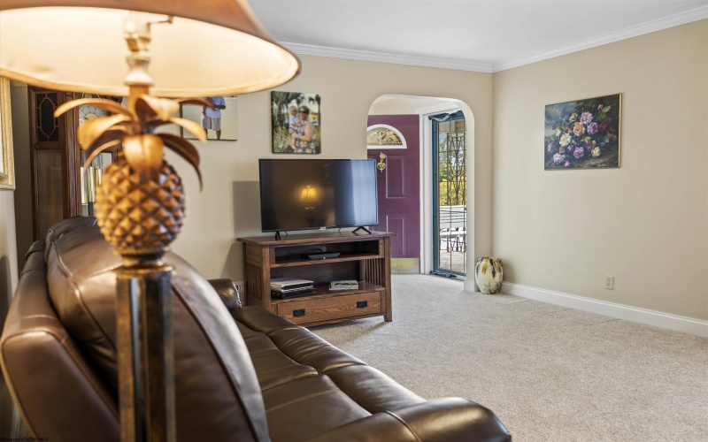 1329 Sabraton Avenue, Morgantown, West Virginia 26505, 4 Bedroom Bedrooms, 9 Room Rooms,2 BathroomBathrooms,Single Family Detached,For Sale,Sabraton,0,10166737