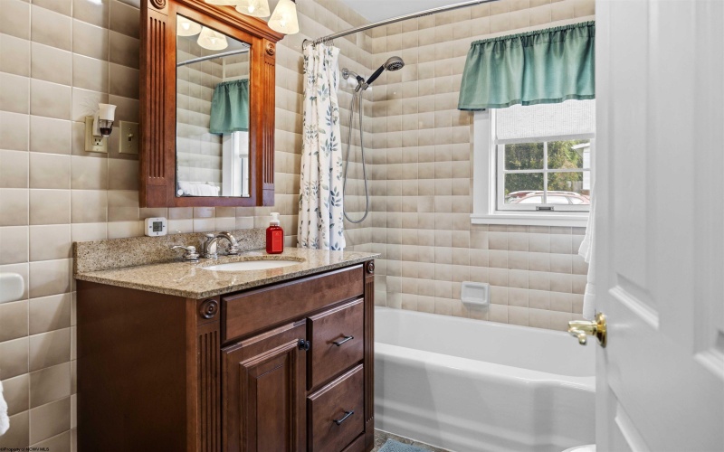 1329 Sabraton Avenue, Morgantown, West Virginia 26505, 4 Bedroom Bedrooms, 9 Room Rooms,2 BathroomBathrooms,Single Family Detached,For Sale,Sabraton,0,10166737